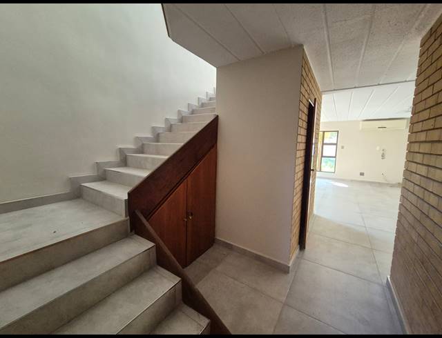 5 BEDROOM HOUSE FOR SALE IN VANDERBIJLPARK SW 5